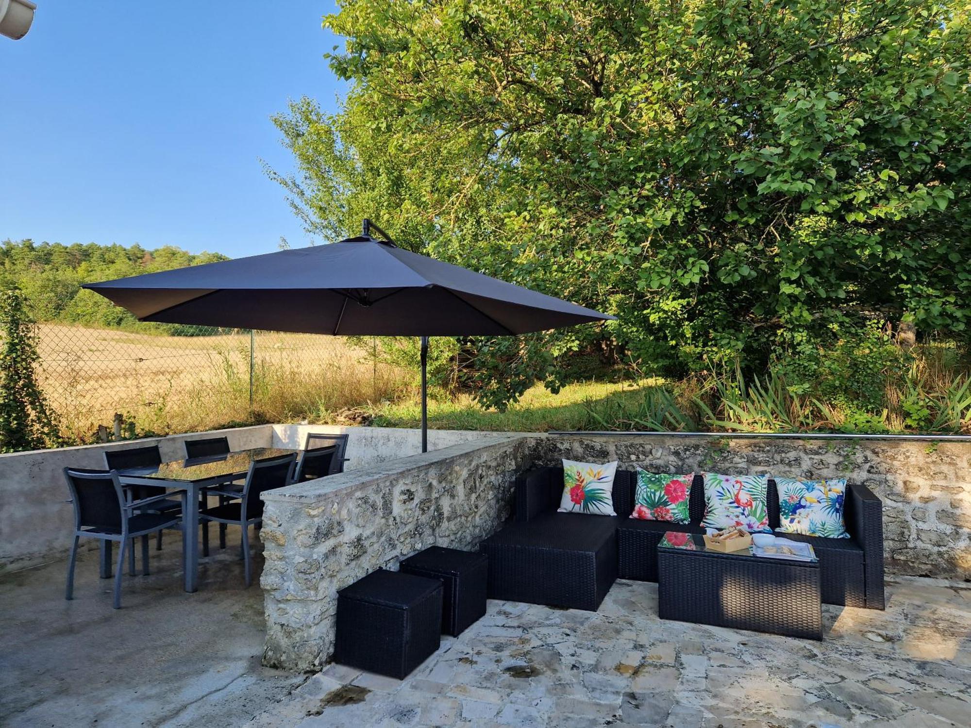 Le Relais Des Clefs - Au Calme Du Gatinais - Escapade A Deux - Terrasse Privee - Wifi - Offre Romantique Sur Demande Valpuiseaux Buitenkant foto